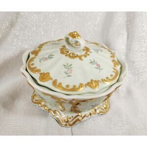 Vintage Hand‎ Painted by Agnes A Huckabee 1961 covered dish